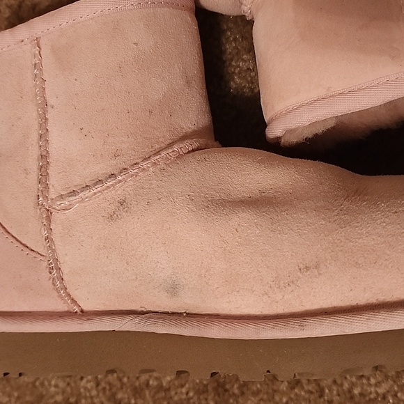 UGG Classic Mini II Boots - Picture 15 of 16